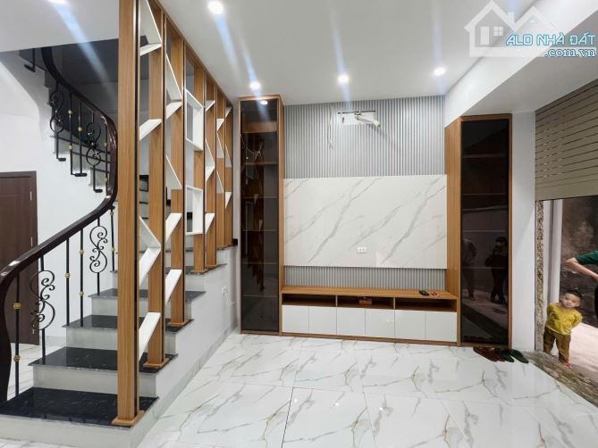 BÁN NHÀ MỚI 39M2 X 5T HOÀNG HOA THÁM, 2 THOÁNG, OTO QUA NHÀ, GIÁ CHỈ 9.4 TỶ - 3