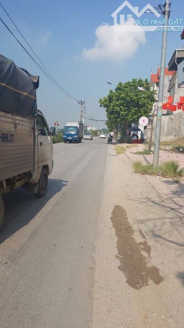 💥CHÚ TÔI NHỜ BÁN THỬA ĐẤT ĐẸP - VỊ TRÍ ĐẮC ĐỊA - MẶT ĐƯỜNG LỚN LIÊN XÃ -  Ô TÔ TRÁNH💥💥 - 2