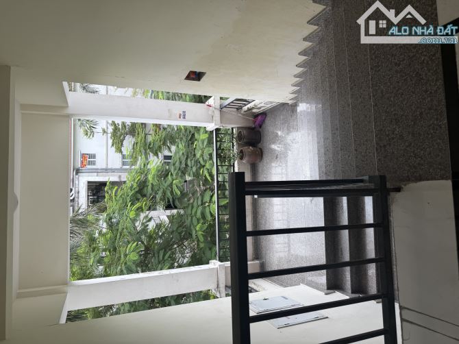 Bán căn góc tầng 3 full nội thất chung cư Hoàng Huy An Đồng - 2