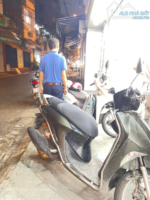 SIÊU PHẨM HOÀNG MAI – GIÁ TỐT 40m² – 5 tầng – chỉ hơn 16 tỷ Gara ô tô – thang máy