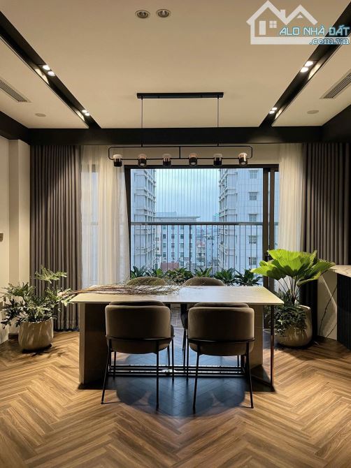 BÁN CHUNG CƯ VIP2, BAN CƠ YẾU CP – 47 LÊ VĂN LƯƠNG, THANH XUÂN.135M2 – 3PN.11,3 TỶ - 2