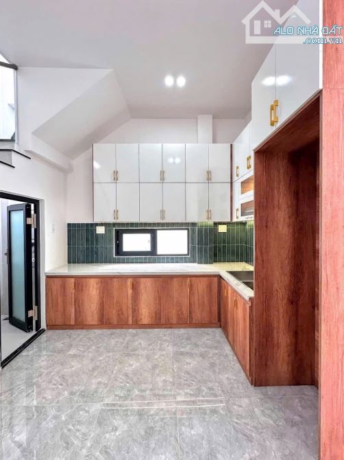 🍁Bán Nhà Trệt lầu hẻm 311 đường Nguyễn Văn Cừ, P. Cái Khế( An hoà củ) Có 2 Phòng Ngủ, Thi - 2