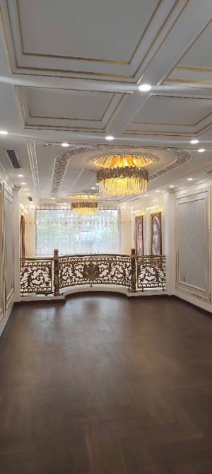 VIP NHẤT LONG BIÊN-MẶT PHỐ NGÔ GIA TỰ- VỈA HÈ  ĐÁ BÓNG-KD BẤT CHẤP -GARA 2 Ô TÔ -7 T THAÝ - 2
