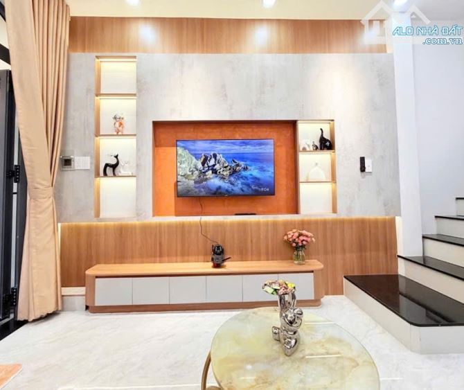 Bán nhà mới Trần Khắc Chân - QUẬN PHÚ NHUẬN - Sổ vuông 45 m2 - 2 Tầng - 4.85 tỷ - 2