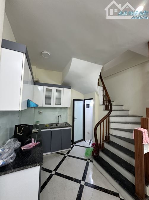 Đầu ngõ 158 cạnh HỖ NGỌC HÀ – 5 tầng LÔ GÓC 34m chỉ 7.4 tỷ - SÂN THOÁNG, NHÀ ĐẸP Ở LUÔN, S - 2