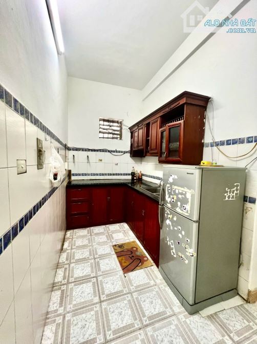 Hiếm Bán - Lô Góc - Thoáng Sáng - Tập Thể Nguyễn Chí Thanh - Dt: 95m2/2PN*nhỉnh 6tỷ - 2