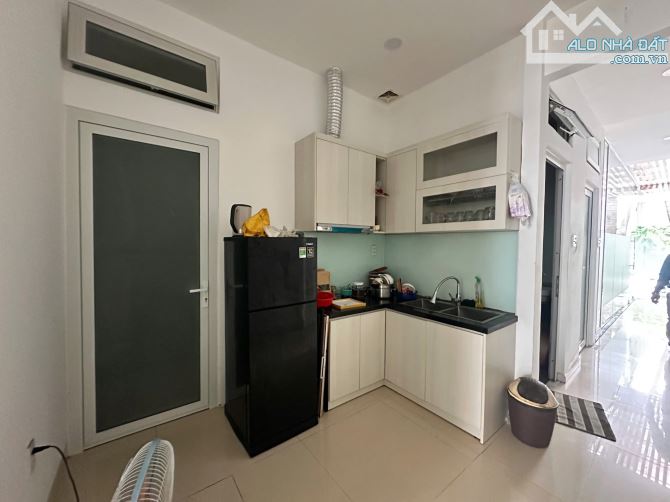 Bán nhà đường Dương Hiến Quyền cách biển 100m Phường Bắc Nha Trang giá 11.9 tỷ - 2