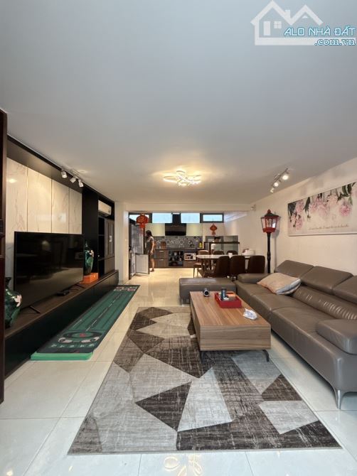 VINHOMES RIVERSIDE – PHÂN KHU NGUYỆT QUẾ - LÔ GÓC 3 THOÁNG - 176M2 - MT 8M - 56 TỶ. - 2