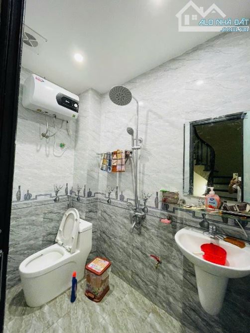 💥 💥 Minh Khai - Gốc Đề - Dân Xây - Ở sướng - 5 Tầng - Hơn 40m - Giá chỉ 7 tỷ 💥  ✅Sổ đẹp - 2