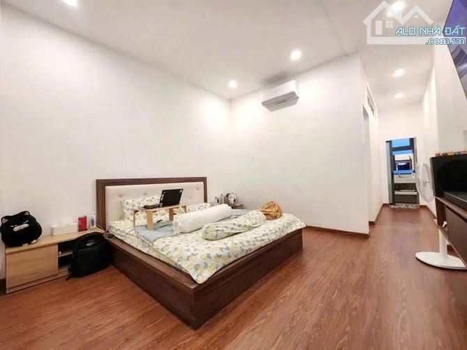NHÀ BÁN, GÒ XOÀI – 72M² – 3 TẦNG – 6PN – HẺM XE HƠI – NHỈNH 6 TỶ – SỔ HỒNG - 2
