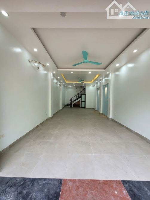 +SIÊU PHẨM CỔNG ĐỒNG- LA KHÊ HĐ-PHÂN LÔ- VỈA HÈ -ÔTÔ TRÁNH-KINH DOANH.50M/5T/4,5mMT.NHÀ MỚ - 2