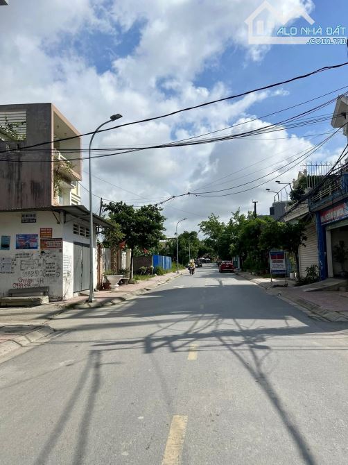 🏡 Bán lô đất 100m² mặt đường Hoàng Thế Trung, Văn Cú, vị trí kinh doanh đắc địa 🌺🌺 - 2