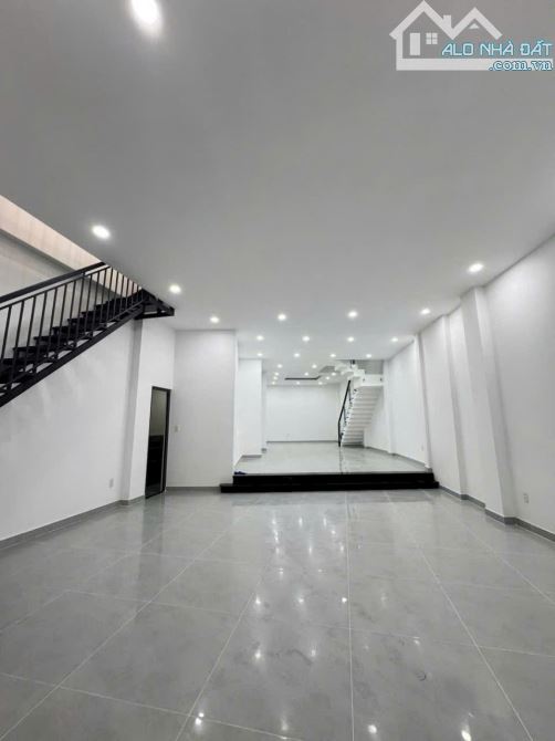 MẶT TIỀN PHAN HUY ICH -P12 , DT : 6.2m x 20m ,3 LẦU , GIÁ CHỈ : 22 TỶ TL - 2