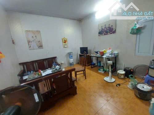 Bán nhà ngõ Thịnh Quang – Ngã Tư Sở, DT 100m x 3 tầng, giá 25 tỷ - 2