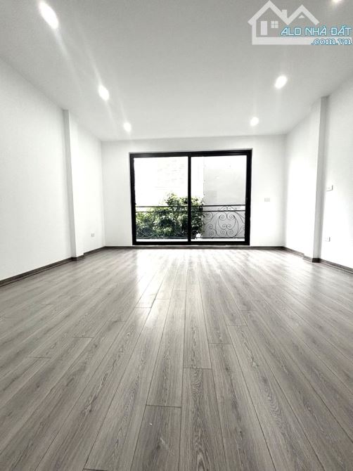 BÁN NHÀ ĐƯỜNG PHÚC ĐỒNG 40M2, 6 TẦNG THANG MÁY, FULL NỘI THẤT, 8.8 TỶ - 2