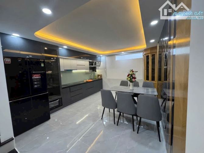 Nhà mới 5 tầng có thang máy, đầy đủ nội thất  trung tâm Gò Vấp, hẻm xe hơi thông, - 2