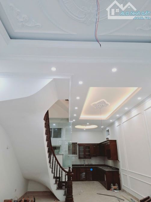 BÁN NHÀ ĐƯỜNG PHÚC LỢI 70M2, 4 TẦNG, DÂN XÂY THOÁNG SÁNG, LÔ GÓC THOÁNG SÁNG, 8.2 TỶ. - 2