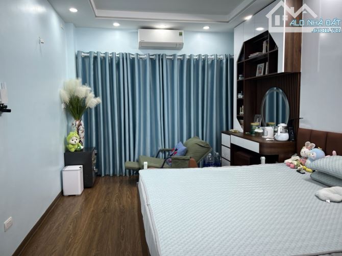 BÁN NHÀ ĐƯỜNG SÀI ĐỒNG 34M2, 6 TẦNG DÂN XÂY, NGÕ THÔNG, GẦN PHỐ, 7.5 TỶ - 2