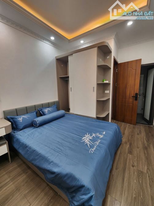 TRUNG TÂM BA ĐÌNH – NHÀ 5 TẦNG MỚI – FULL NỘI THẤT – 25m2 -7.85 TỶ – 10M RA PHỐ - 2