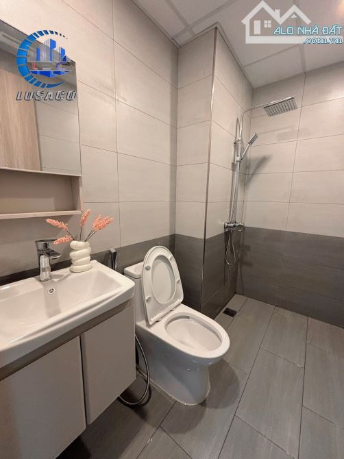 Cho Thuê CCMN Ngõ 45 Đồng Me Nam Từ Liêm 30m2 Studio Ban Công Cửa Sổ Thang Máy Giặt Chung - 2