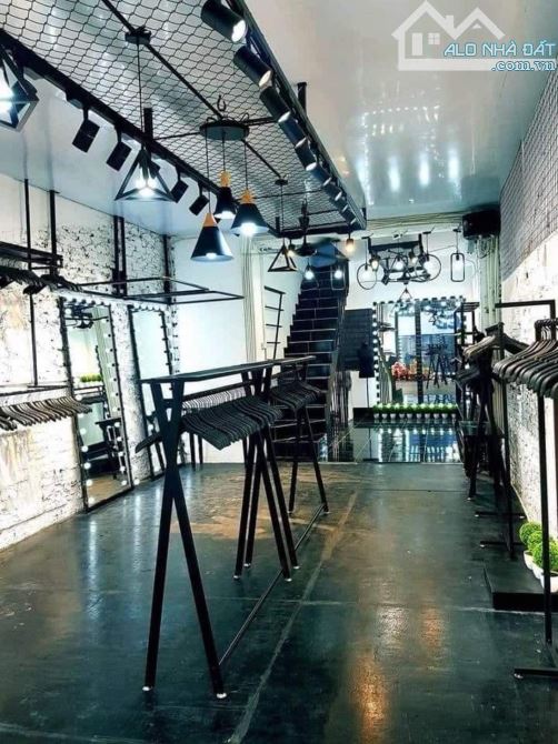BÁN NHÀ ĐƯỜNG GIẢI PHÓNG, PHÂN LÔ, Ô TÔ, KINH DOANH 78m2 x 5 Tầng MT10m chào 25 tỷ - 2