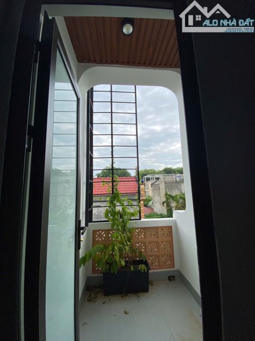 NHÀ ĐẸP Ở NGAY 3 TẦNG ĐỦ CÔNG NĂNG TỊA TRUNG TÂM NGUYÊN KHÊ BẠT NGÀN TIỆN ÍCH - 2