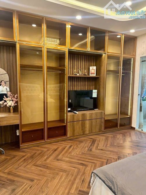 GẤP BÁN 2 CAEN NHÀ 5 TẦNG MẶT PHỐ KINH DOANH HẢI PHÒNG - 2