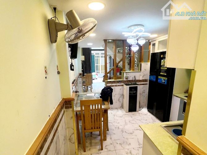 Bán nhà Quận 10, 1 lửng, 2 lầu, sân thượng hẻm Hồ Thị Kỷ - gần chợ hoa & khu ẩm thực. - 2