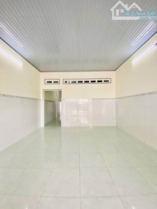Kẹt Lắm Rồi ! Bán gấp căn nhà ở 1/ Đ . Trịnh Thị Miếng , Hóc Môn 100m2 SHR giá 1 tỉ - 2