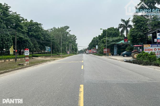 Bán đất bán đường Quốc lộ , khu vực đông dân cư và gần trường Đại học - 2