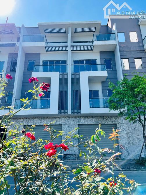 duy nhất căn liền kề him lam green park 8.x tỷ. 75m2 view chéo vườn hoa - 2
