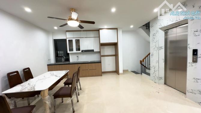 PHỐ XỊN - VŨ TRỌNG PHỤNG - THANH XUÂN : 35m², 6 tầng - THANG MÁY - 2