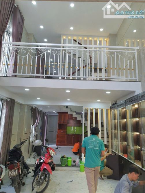 CĂN NHÀ GÓC 2 MT – HẺM 6M – KHU ĐỒNG BỘ - CÓ GARA XE HƠI CHỈ 10 TỶ - 2