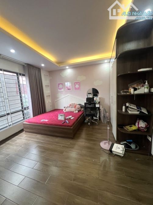 BÁN NHÀ PHỐ BỒ ĐỀ 40M2, 5 TẦNG Ở NGAY, Ô TÔ ĐỖ CỔNG, 8.4 TỶ - 2