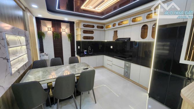 Siêu phẩm nhà 1 trệt 3 lầu – Nguyễn Triệu Luật, Bình Tân – 4PN, 5WC, giá chỉ 6.7 tỷ - 2