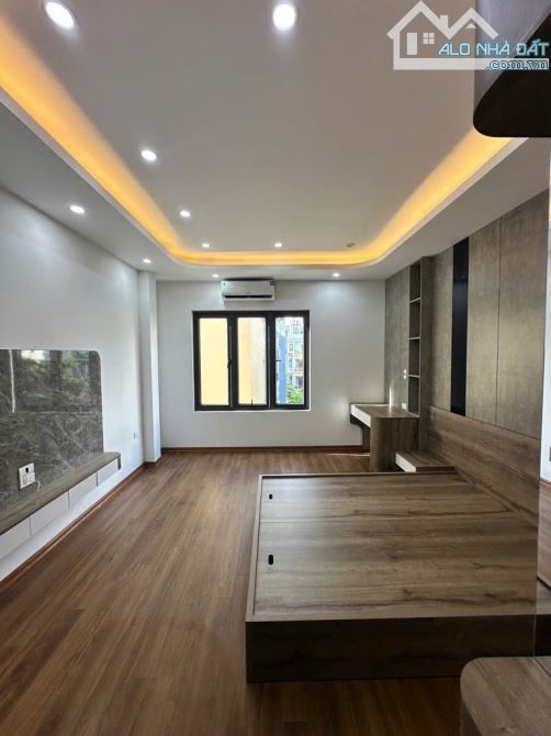 BÁN NHÀ HÀM NGHI TỪ LIÊM - CACH PHỐ CHỈ 10M - HAI MẶT NGÕ - NỘI THẤT ĐẸP - CHỈ HƠN 10 TỶ - 2