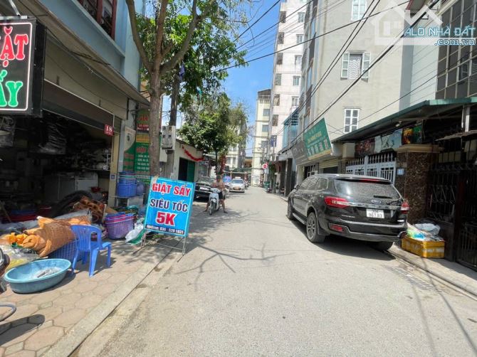 Đất Vàng Cửu Việt / Nhà CCMN 5 Tầng 120m, 6m tiền, giá 20.8 tỷ / Ô tô tránh, Vỉa hè KD - 2