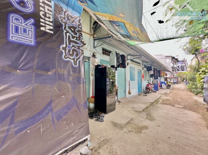 Chốt nhanh kẻo tiếc, 260m2, Ngang 41m nở hậu, sẵn 17 phòng trọ tại Thủ Đức, giá chỉ 9 tỷ - 2