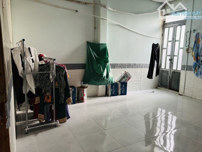 Nhà 2 tầng mặt tiền Nguyễn Thị Minh Khai 103m2 giá rẻ đầu tư kinh doanh - 2