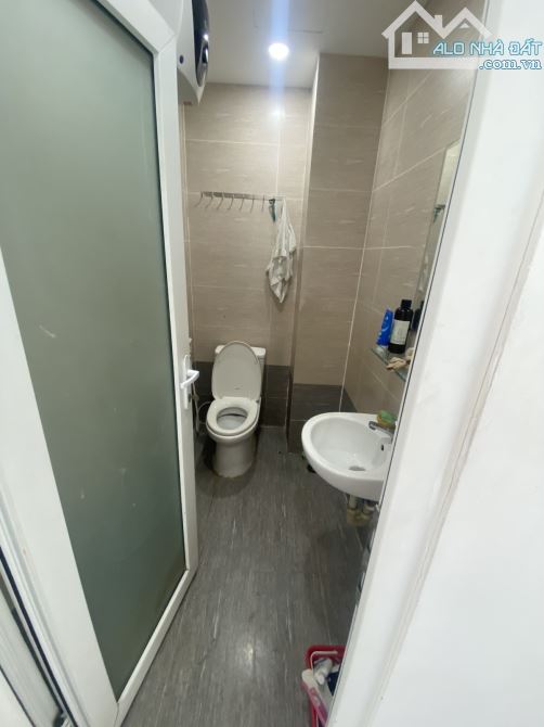 [PHƯỚC LONG B] BÁN GẤP NHÀ 4 TẦNG, HẺM THÔNG 🔥 – NGANG 3.3M – 28M² – GIÁ 3.X TỶ 💰 - 2