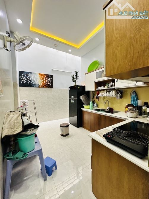 Nhà đẹp Linh Tây - 90M2 - Xe hơi vào nhà - Khu vip - 6T - 2