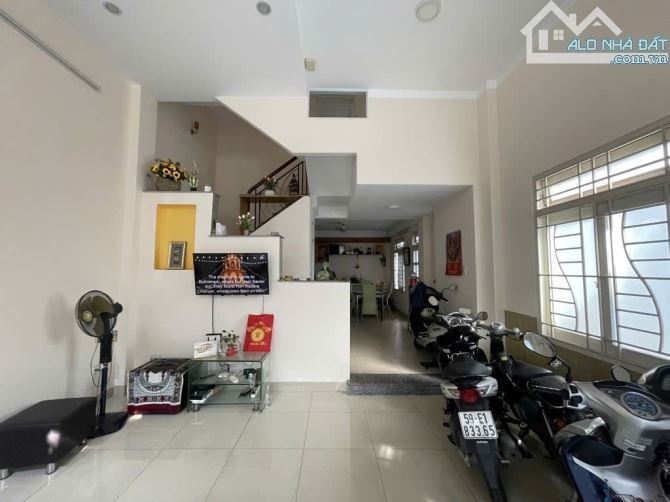 Góc 2 Mặt Thoáng – Lê Văn Sỹ, Phú Nhuận – 60.8m² – 10.9 Tỷ - 2