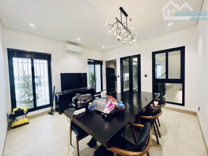 Bán nhà trung tâm Thanh Xuân - Phân Lô Ô Tô Đỗ Cửa - 60m2 - Thang Máy - Nhà Đẹp - Hiện Đại - 2