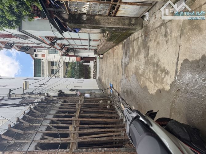 THƯỢNG THANH 51M2 ĐẤT. MT BỀ THẾ- NHIỀU TIỆN ÍCH.Ô TÔ. 7.2 TỶ - 2