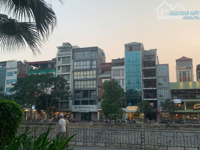 Chính chủ bán gấp 64m2 đất mặt đường Nguyễn Khang, lô góc 3 thoáng, vỉa hè 2 bên giá 36 tỷ - 2