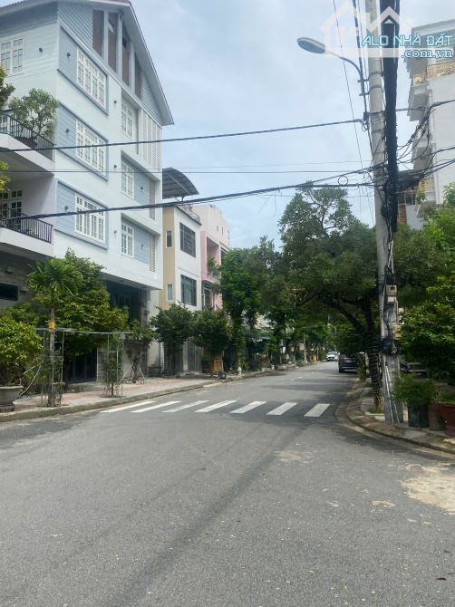 🔥 CHỦ CẦN BÁN GẤP - HẠ GIÁ 1 TỶ - CẶP ĐẤT BIỂN HIẾM SƠN TRÀ, GẦN CÔNG VIÊN HỒ NGHINH - 2