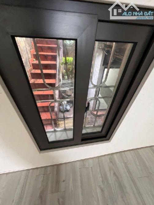 BÁN NHÀ TẦNG1 NGỌC HÀ DT SỔ 46M², MÓI KÍNH KOOONG, BÁN GẤP. - 2