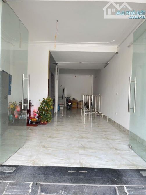 Siêu phẩm khu đấu giá Kiến Hưng, Hà Đông. Dt 65m × 6 tầng × Mt 5m. Giá 16.3 tỷ . - 2