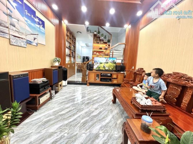 HXH 1/ Lê Văn Thọ DTSD 230m2 3tầng BTCT - MẶT TIỀN 4.3m cách CV Làng Hoa 100m - 2
