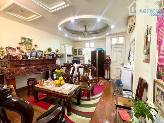 🔥 NHÀ DÂN XÂY HÀNG XÓM HÀM NGHI – Ô TÔ VÀO NHÀ – 4 TẦNG - MẶT TIỀN HƠN 5M  – 40m2 NHỈNH 9 - 2